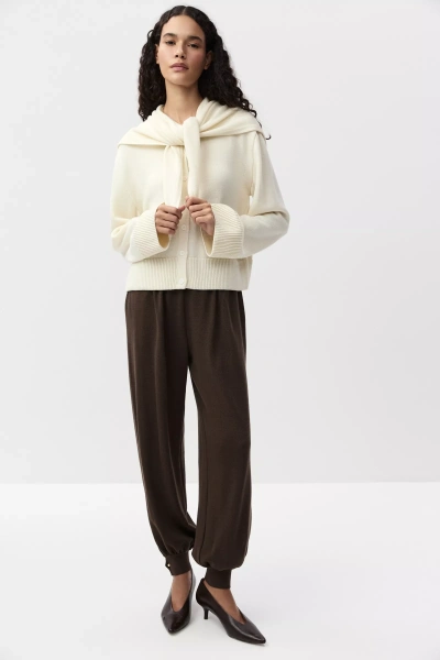 Кардиган из шерсти (молочный) (M/L) 