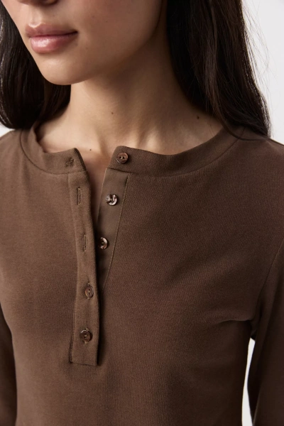 Лонгслив из хлопка (шоколадный) (M/L) 