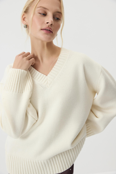 Джемпер V-neck из шерсти мериноса (Ванильный) (one size) 