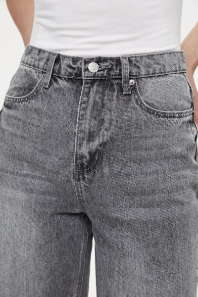 Джинсы с необработанным низом/Denim pants with raw edge (27/S, светло-серый/light grey) 2773
