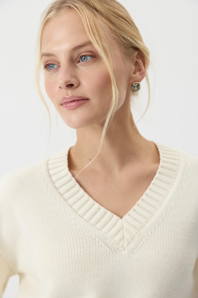 Джемпер V-neck из шерсти мериноса (Ванильный) (one size)